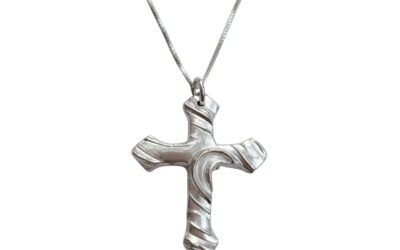 Handmade 999 ‘Twirls’ cross with a 925 chain