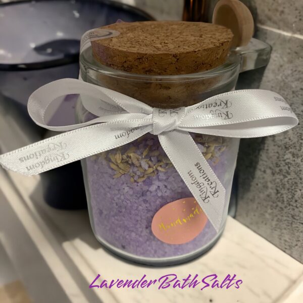 Lavender 225gr jar with scoop.jpg