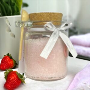 Stawberry Milkshake 225gr Bath Salts Glass Jar with Scoop